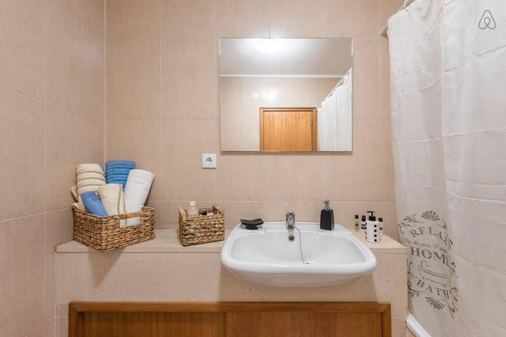 Gaia House - Apartamento Inteiro Junto Ao Metro Vila Nova de Gaia Exteriör bild